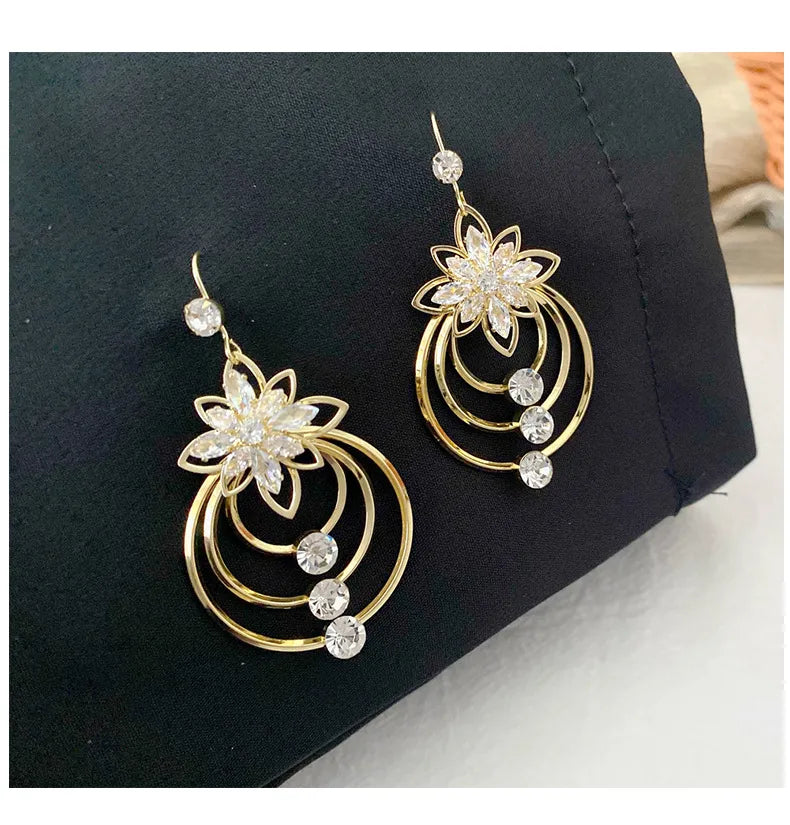 LuminaFleur™ — Ignite Unstoppable Confidence with Every Sparkle