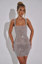 VemoréLuxe™ — Sculpt Your Curves, Sparkle with Unstoppable Confidence