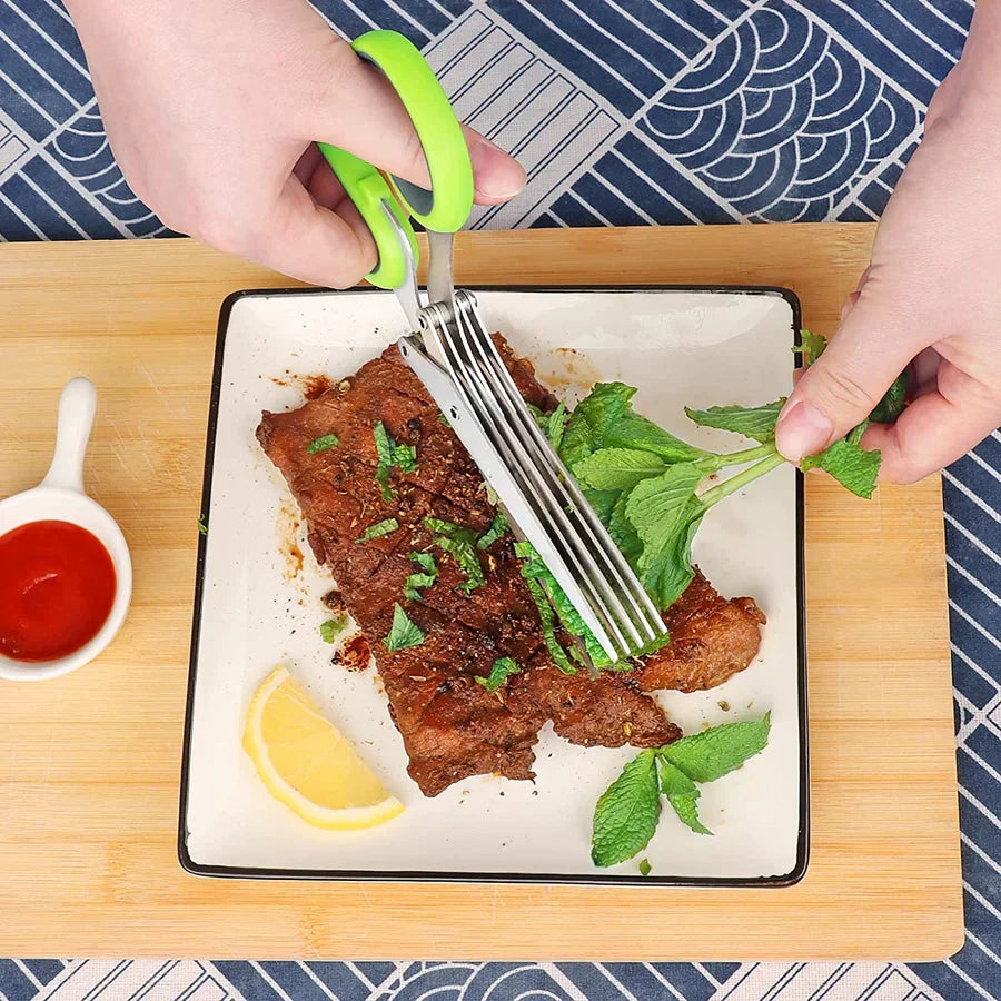 BladeBurst™ Five-Blade Herb Shears — Slice Herbs Fast and Effortlessly for Kitchen Mastery