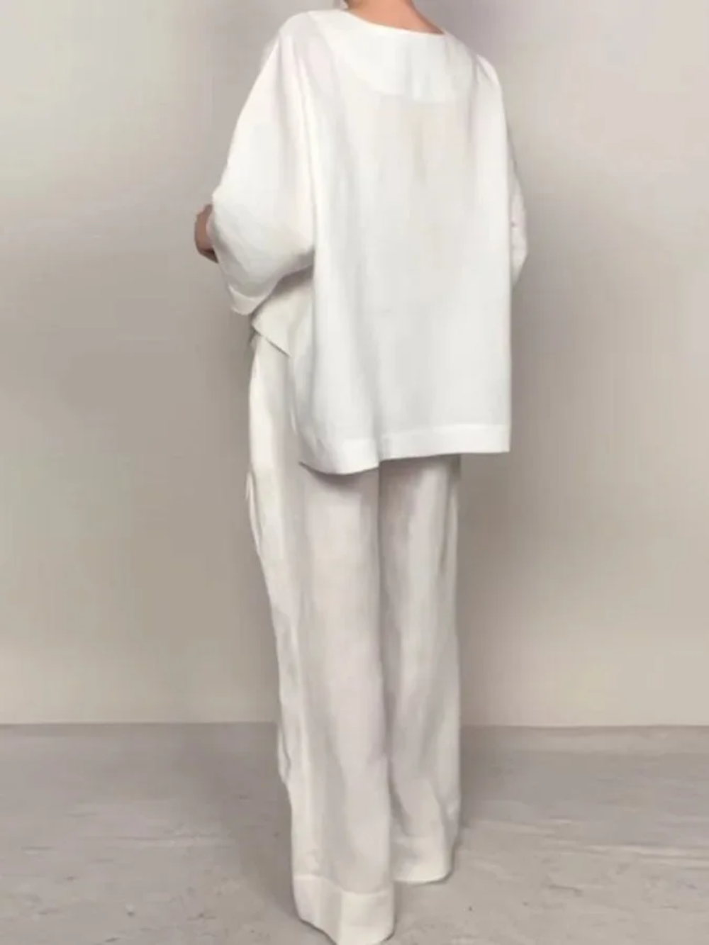 LumaLuxe™ — Glide Through Your Day in Effortless Comfort and Standout Style