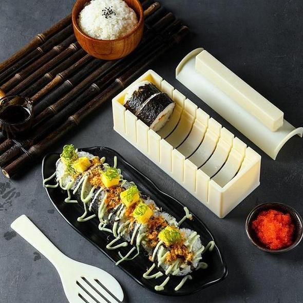 Rolluxe™ — Master Mouthwatering Sushi Rolls with Effortless Kitchen Confidence