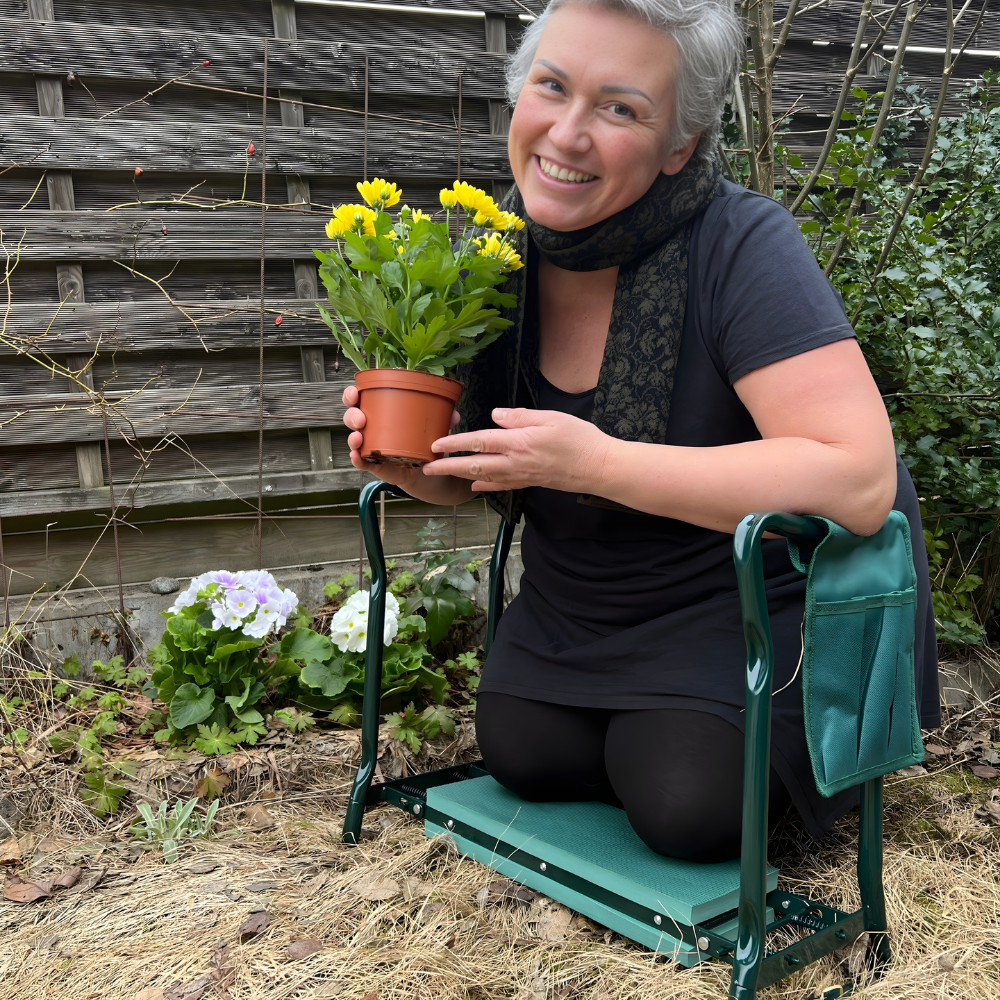 Foldable Garden Kneeling Bench | Knee-Comfortable Gardening | Seat Feature with Handles | BeetBuddy