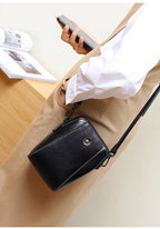 StrideSleek™ — Effortless Hands-Free Style That Keeps You Moving and Organized